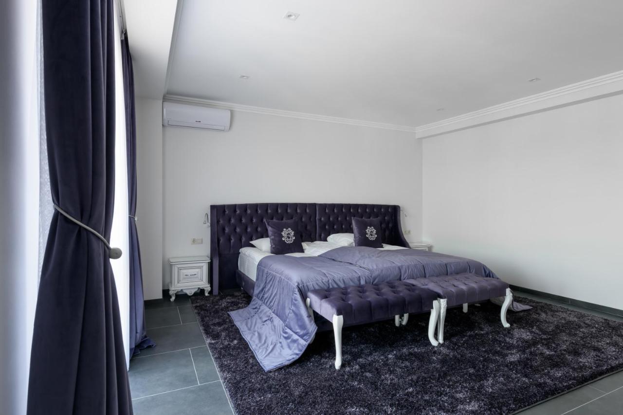 Grand Royal Hotel Chernivtsi Luaran gambar