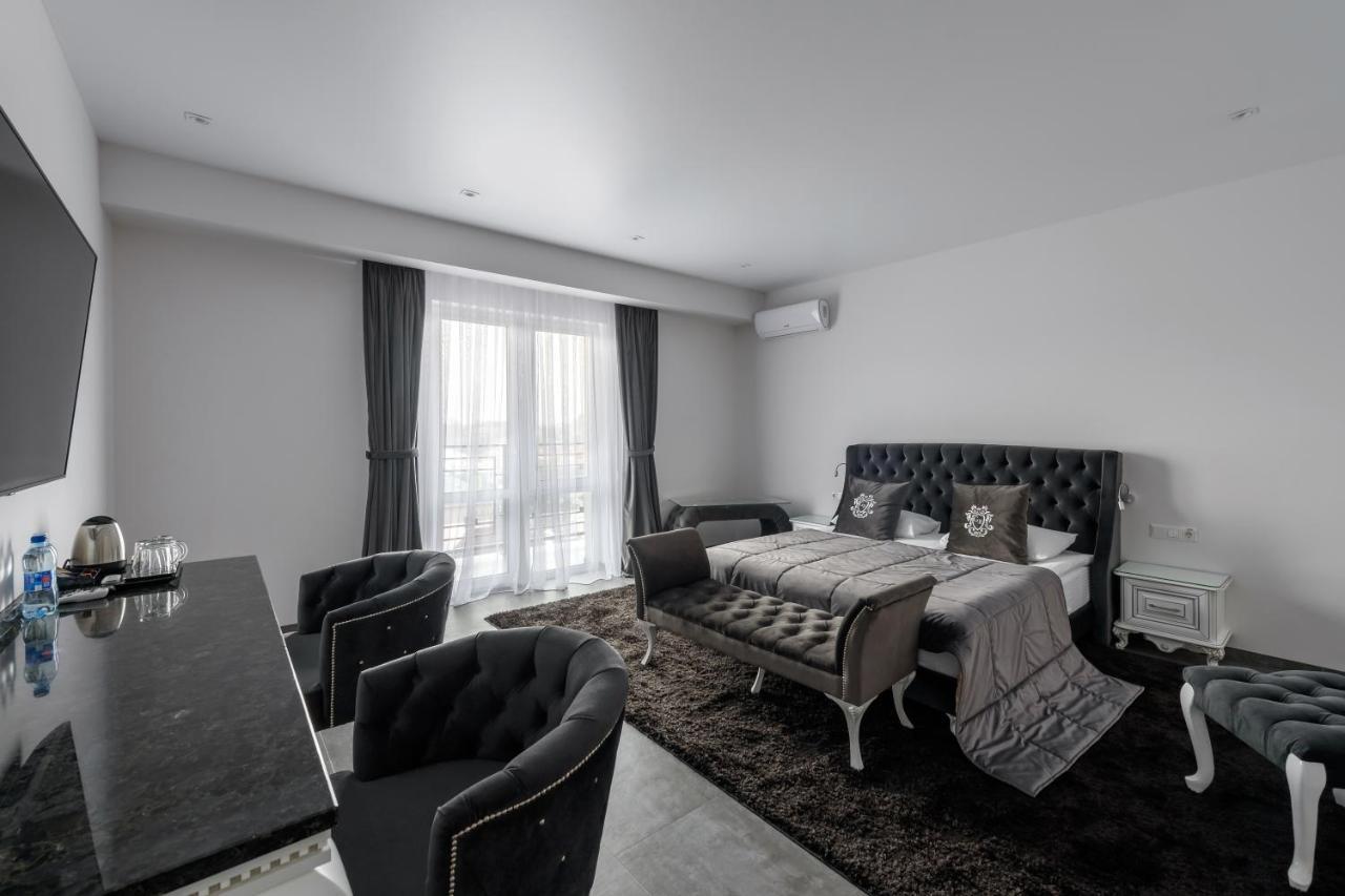Grand Royal Hotel Chernivtsi Luaran gambar