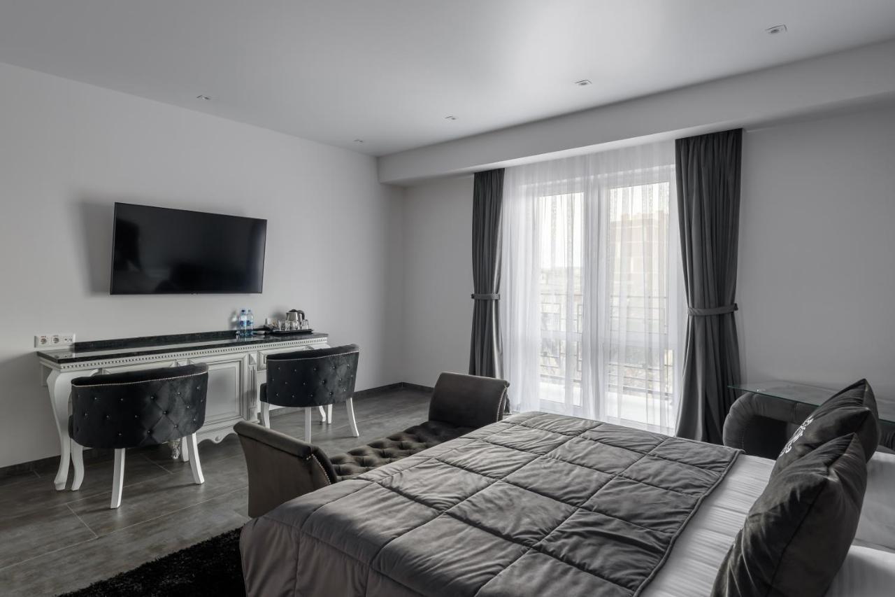 Grand Royal Hotel Chernivtsi Luaran gambar